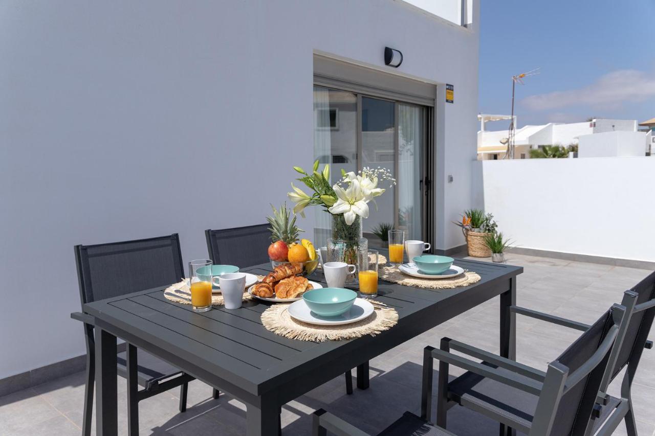 Apartment Family 1 Beachfront Corralejo By Holidays Home Dış mekan fotoğraf
