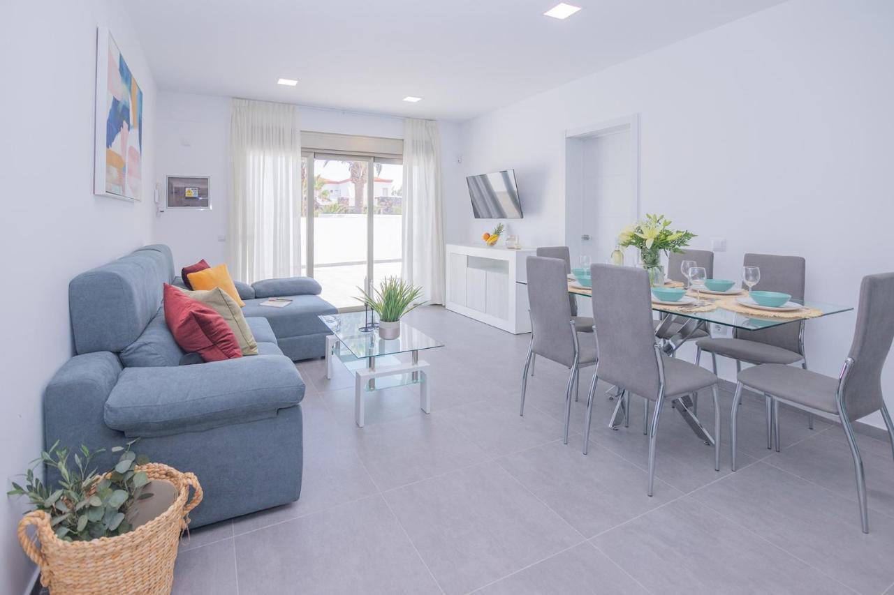 Apartment Family 1 Beachfront Corralejo By Holidays Home Dış mekan fotoğraf